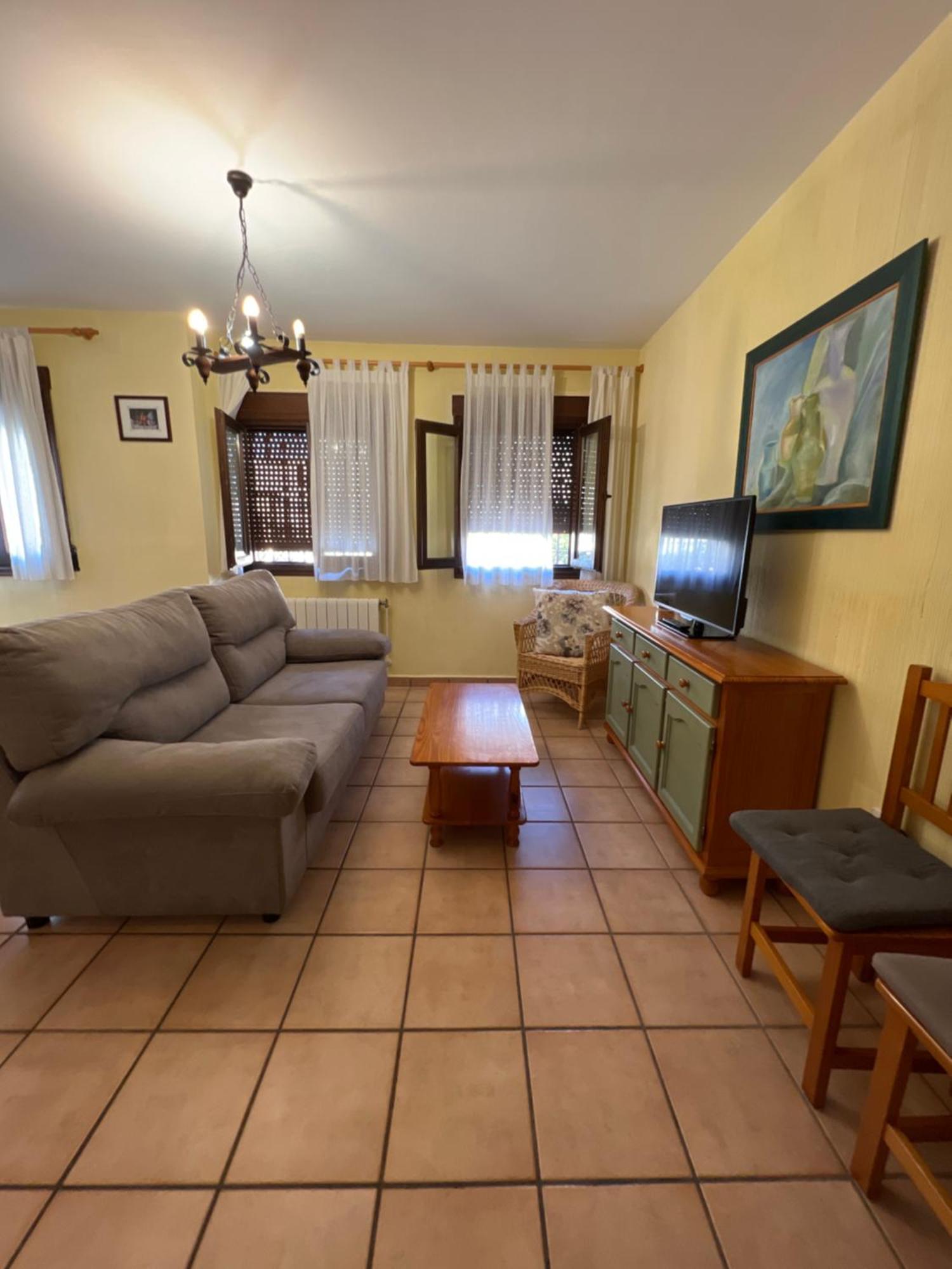 Apartamentos Los Parrales Villalba de la Sierra Luaran gambar